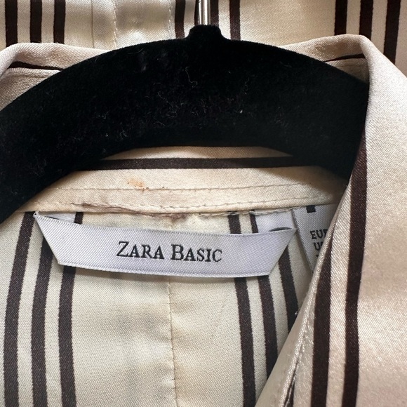 Zara Black and White Striped Blouse - Picture 2 of 10